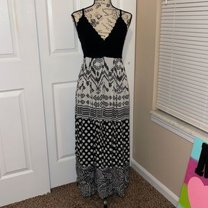 Jessica Taylor Maxi Dress 👗